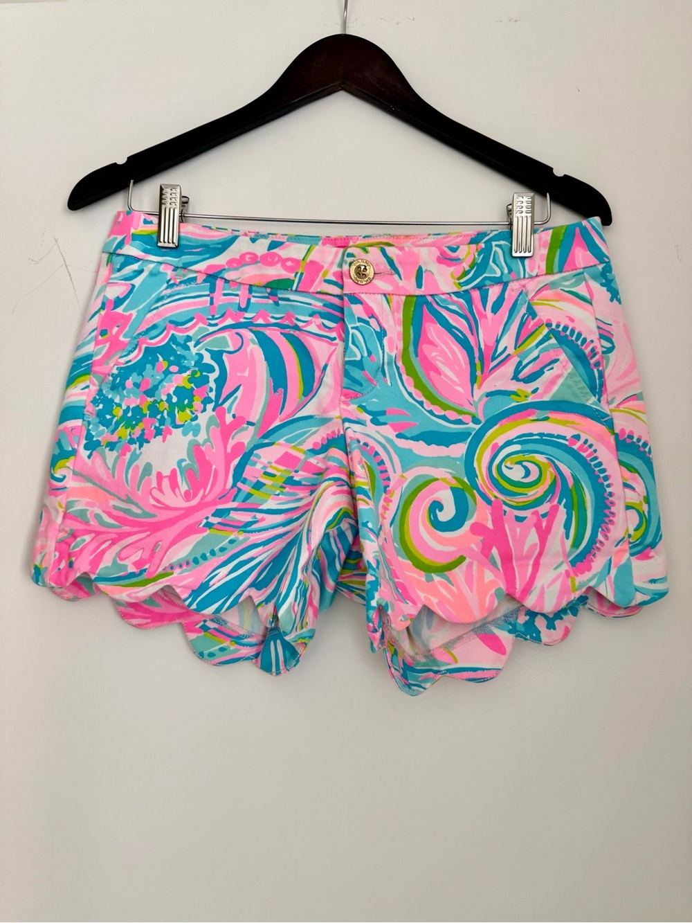 Lilly Pulitzer Pink Multi Scalloped Hem Printed High-Waist Shorts SZ 4